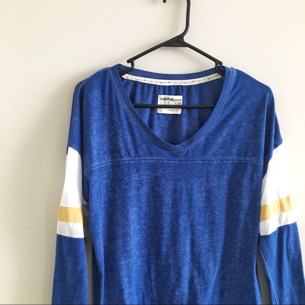 URBAN OUTFITTERS • Varsity Lounge Tee T-Shirt